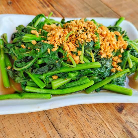 Adobong Kangkong Recipe (Sautéed Water Spinach Adobo)